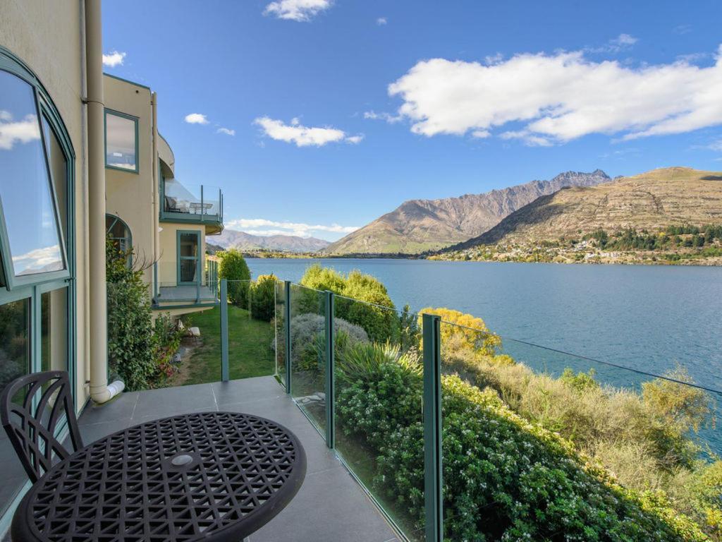 Lakefront Living At Remarkables Retreat - Unit 4 Queenstown Exterior foto