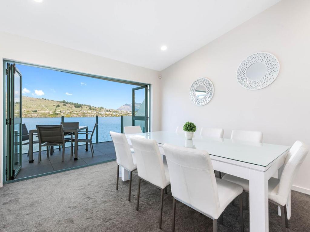 Lakefront Living At Remarkables Retreat - Unit 4 Queenstown Exterior foto